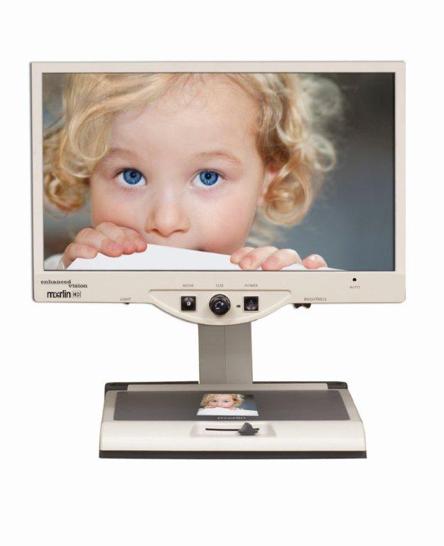 Merlin 24 HD video magnifier littlegirl