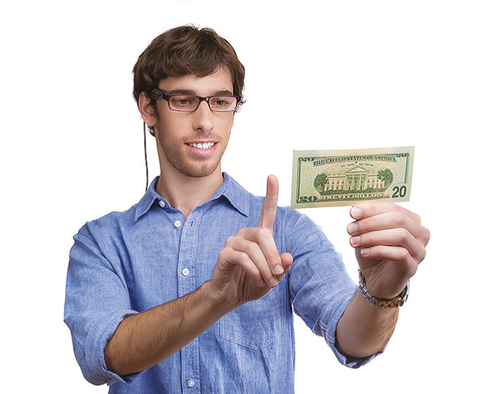 Man Reading Money using OrCam