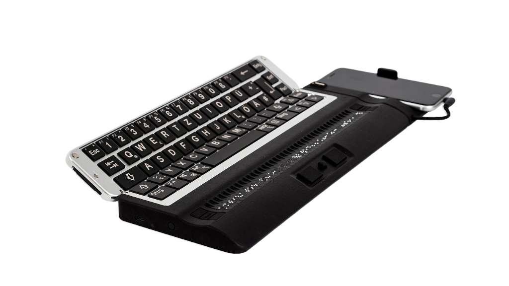 activator qwerty style kb tiled up with iphone plugged in onto the right side